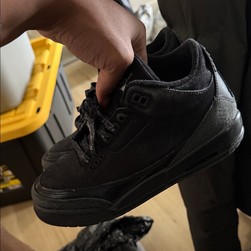 Jordan Triple Black Sneakers